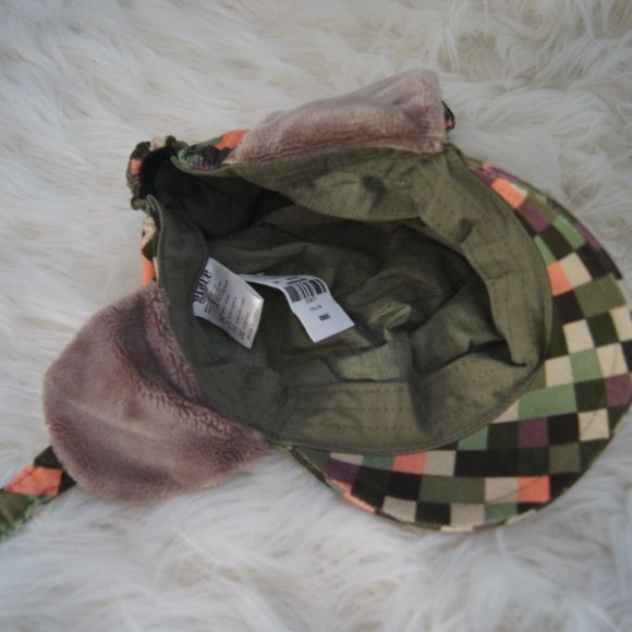 Grace LF Multicolor Hat With Fuzzy Ear Flaps Khaki NWT